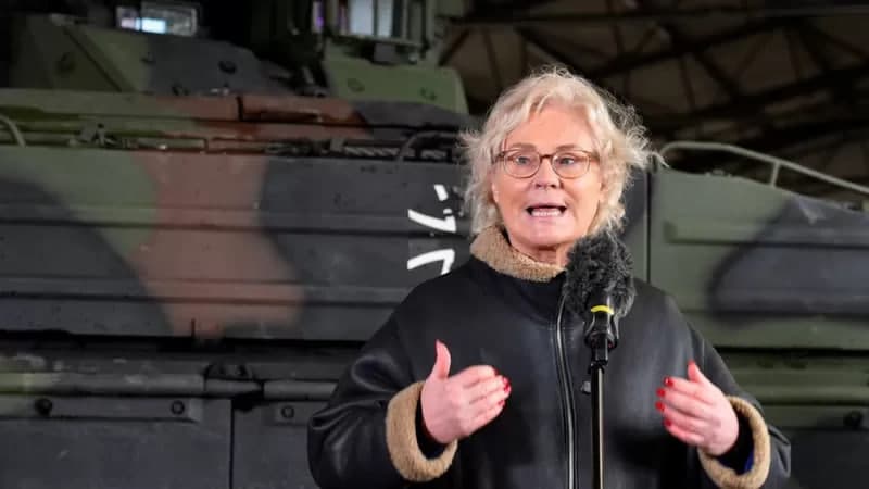 Germaniya mudofaa vaziri iste’fosi. U Ukrainaga yordam masalasida qat’iyatsizligi uchun tanqid qilinayotgandi