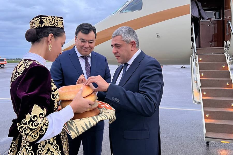 Foto: BMT Jahon turizm tashkiloti rahbariga O‘zbekistonning turizm salohiyati tanishtirilmoqda