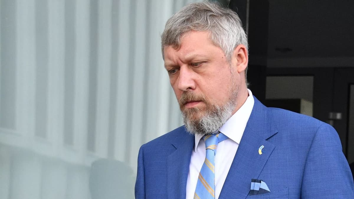 Зеленский уволил посла в Казахстане
