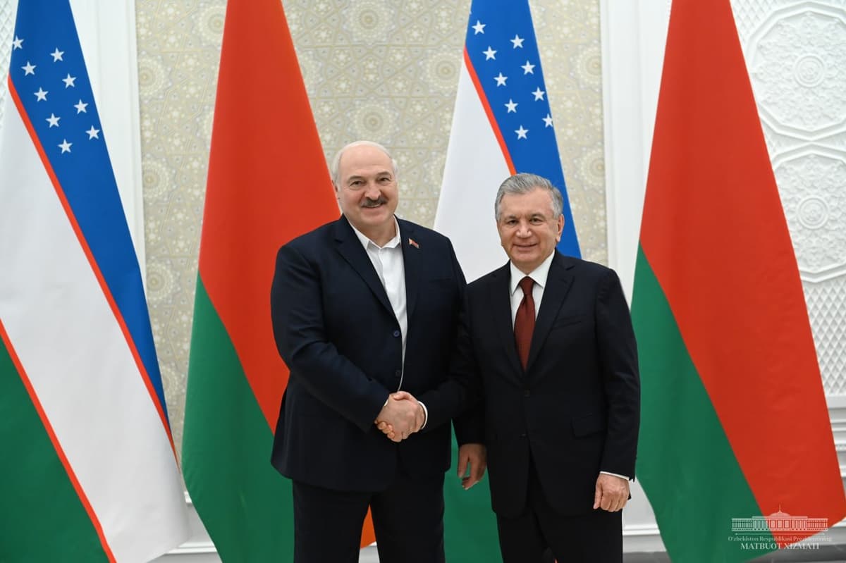 Шавкат Мирзиёев и Александр Лукашенко обменялись поздравлениями
