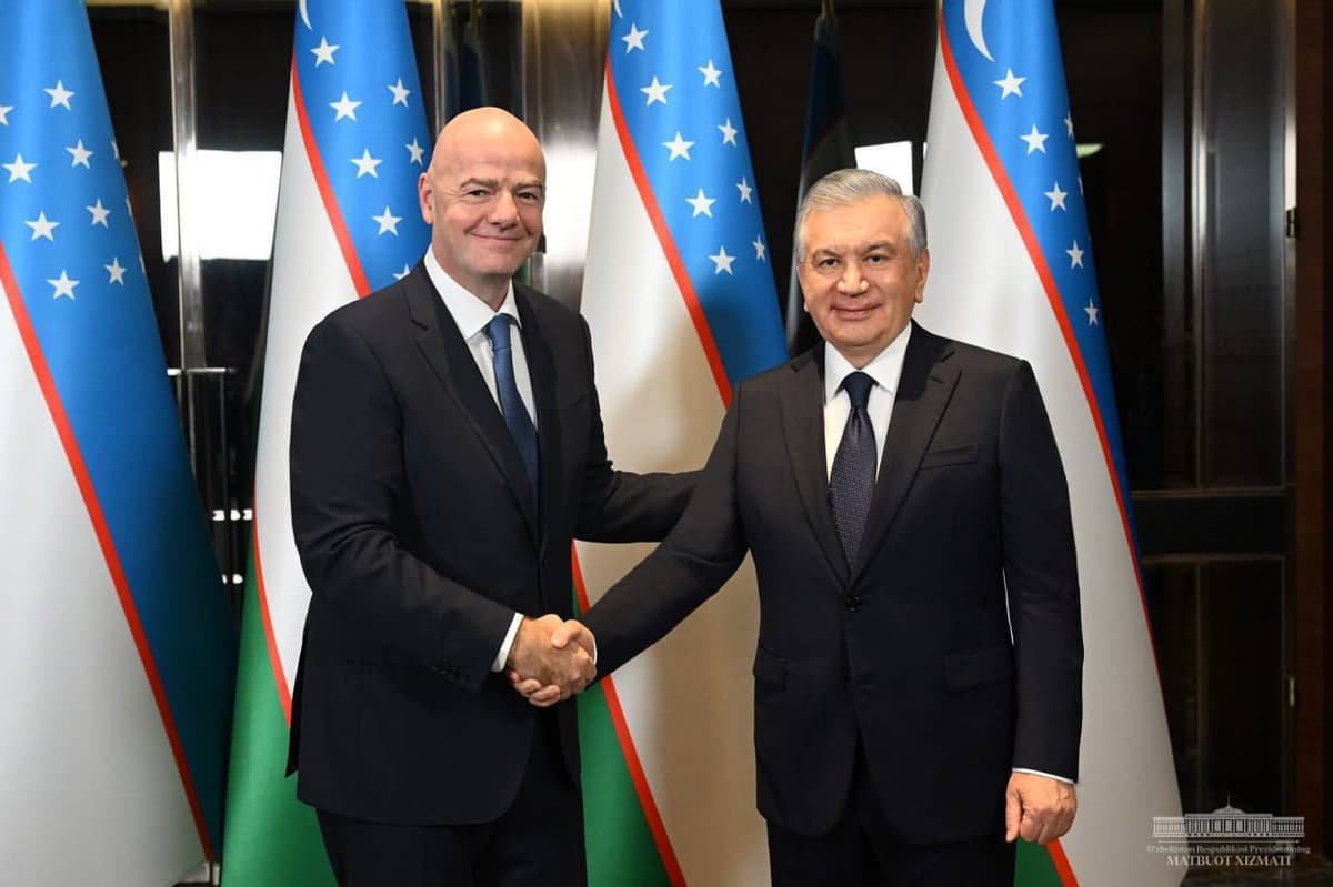 Shavkat Mirziyoyev receives head of FIFA