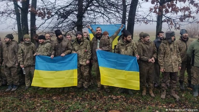 Ukraina asirlikdan 65 harbiy va 4 jasadni qaytardi