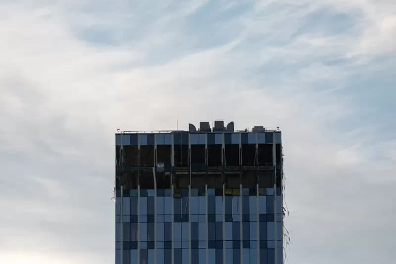 Moskvaga dronlar hujumi: ulardan biri mudofaa vazirligi yaqiniga quladi. Bu haqda nimalar ma’lum?