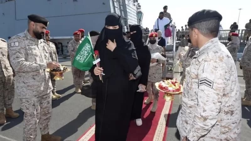 Sudandagi vaziyat: janglar davom etmoqda, diplomatlar va chet el fuqarolari evakuatsiya qilinmoqda
