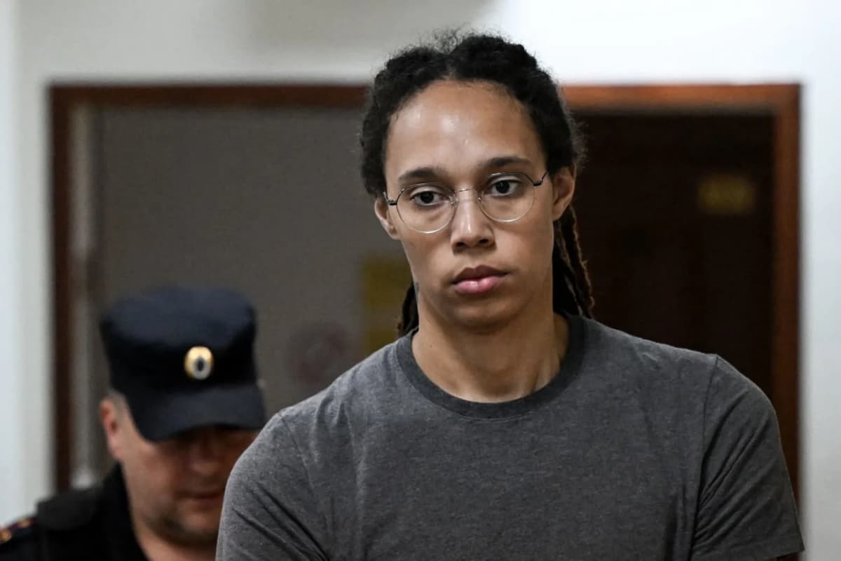 Olimpiya chempioni Brittni Grayner Mordoviyadagi koloniyada saqlanmoqda