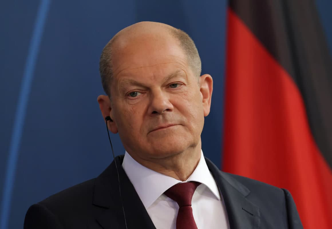Olaf Shols "boshqa Rossiya" bilan ko‘priklarni buzmaslikka chaqirdi