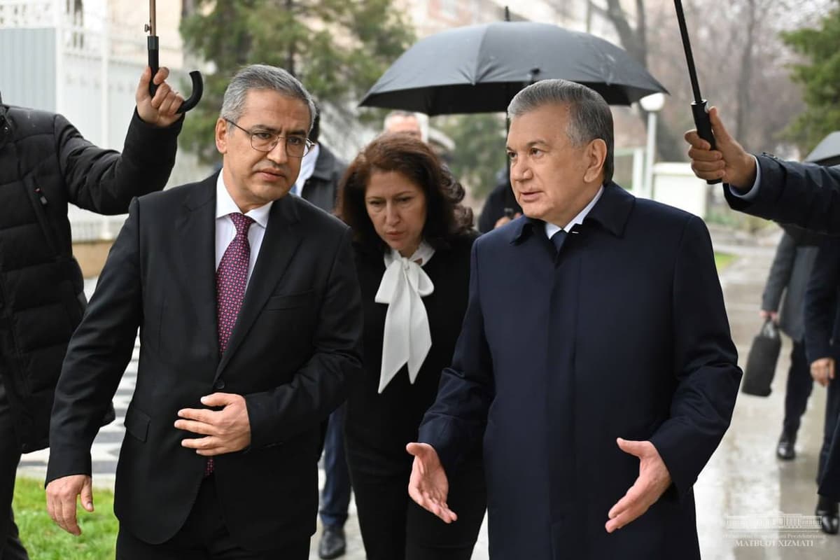 Photo: Shavkat Mirziyoyev visits Embassy of Türkiye in Tashkent
