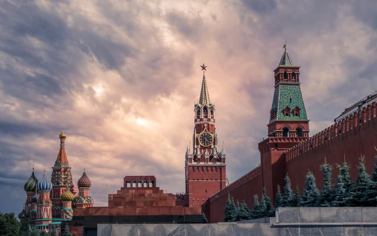 ISW: Москва уруш ҳақидаги маълумотлар устидан назоратни кучайтиришга ҳаракат қилмоқда