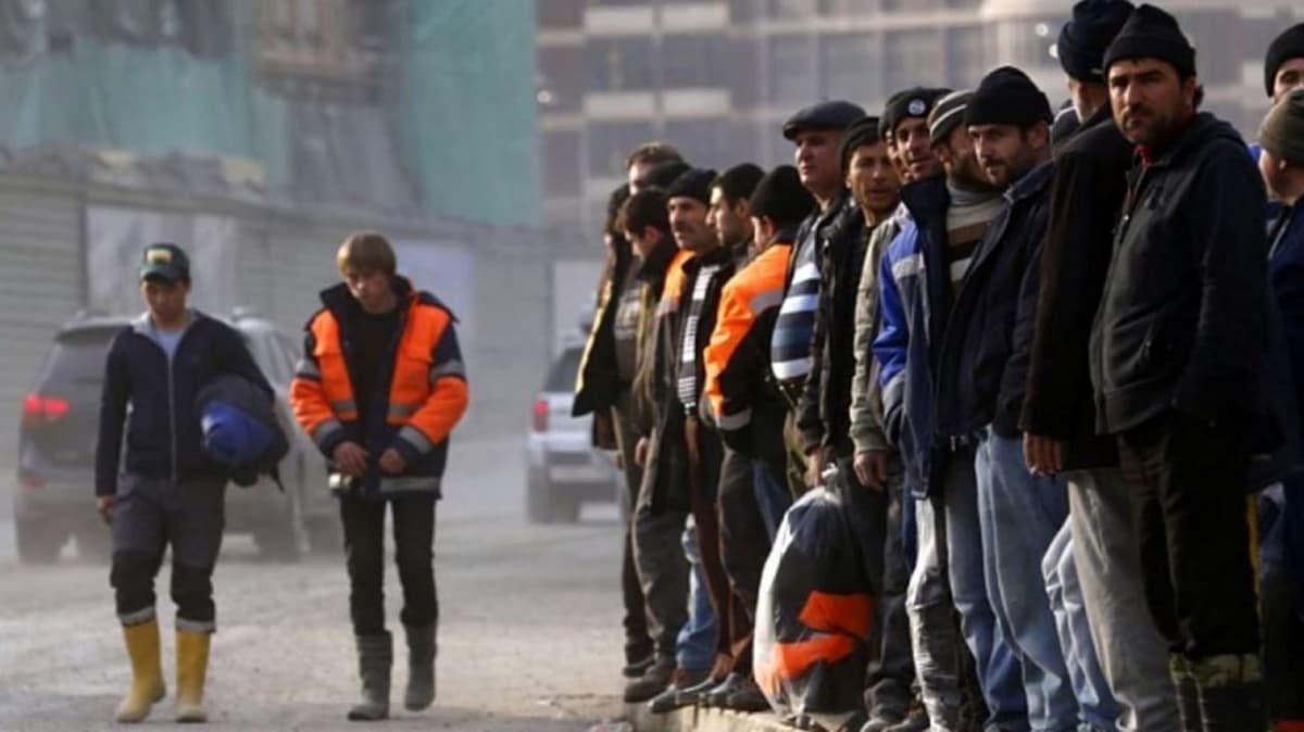 Rossiyada mehnat migrantlari frontga yuborilmoqda, elchixonalar yetarli e’tibor bermayapti - huquqshunos