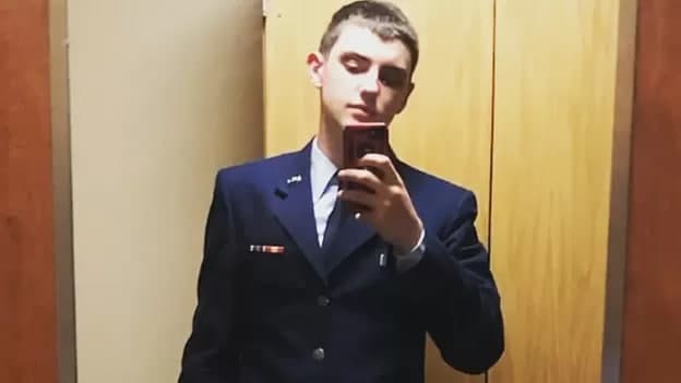 Snouden 2.0: Pentagon hujjatlarini sizdirgan Jyek Teysheyra kim?