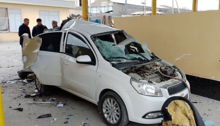 В течение суток на заправках Узбекистана взорвались два автомобиля, один человек погиб