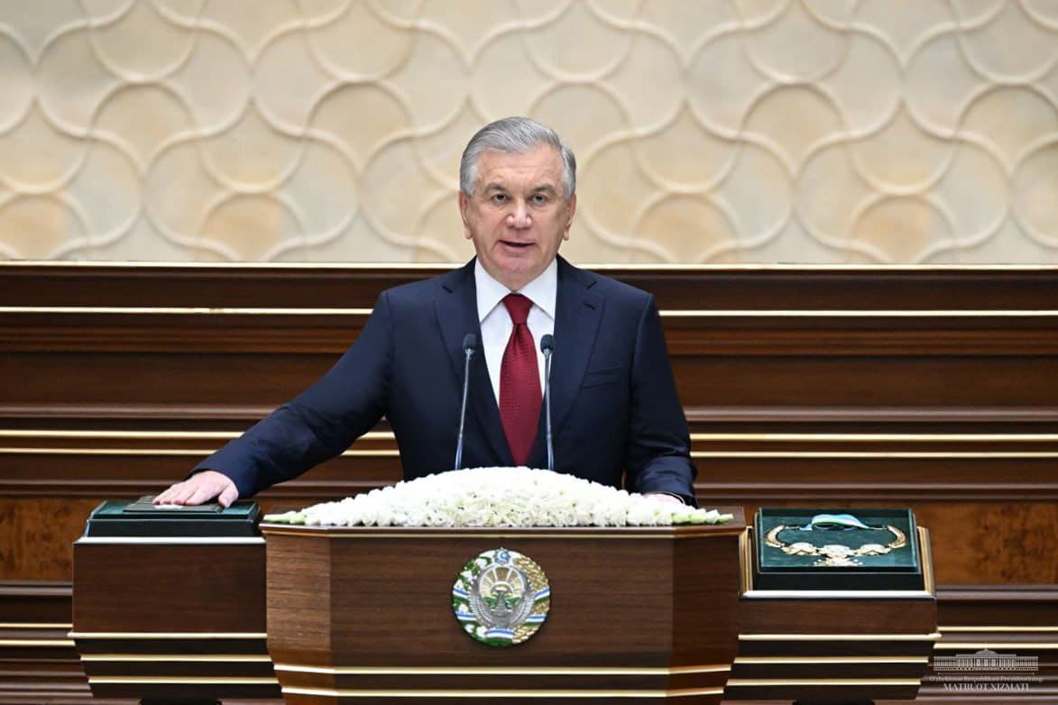 Shavkat Mirziyoyev O‘zbekiston prezidenti sifatida qasamyod qildi