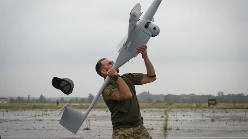 Zelenskiy: Ukraina dronlaridan foydalanish bilan bog‘liq yaxshi xabarlar ko‘payadi