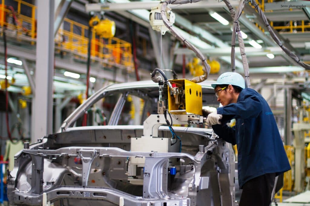 Uzbek students studying in field of automotive engineering to undergo internship at Mazda Corporation