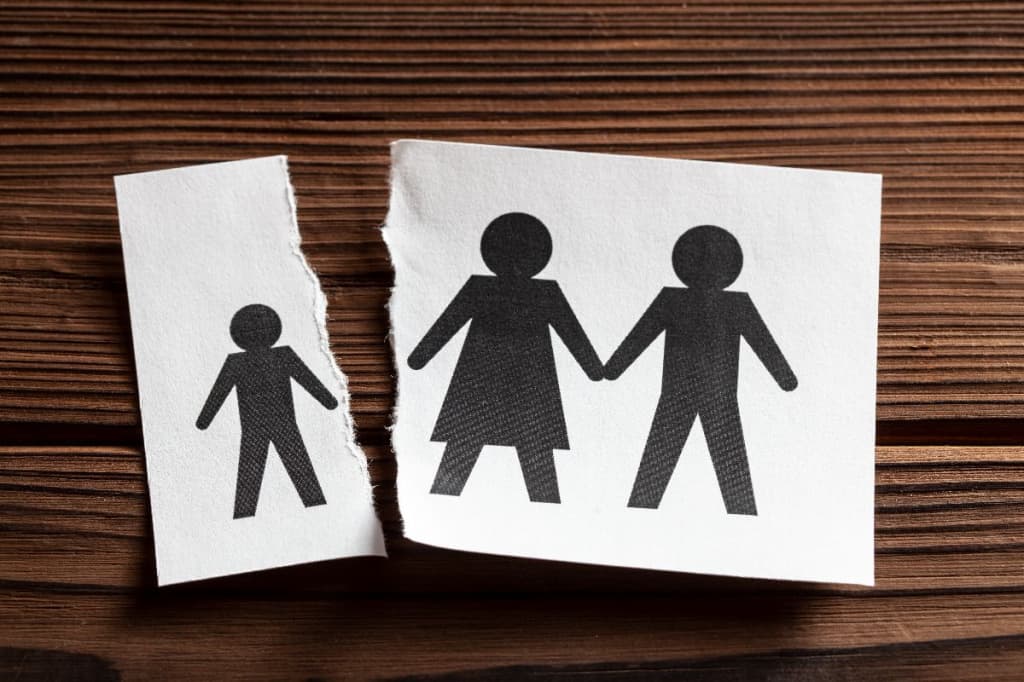 More than 2 thousand people deprived of parental rights in Uzbekistan over 3 years