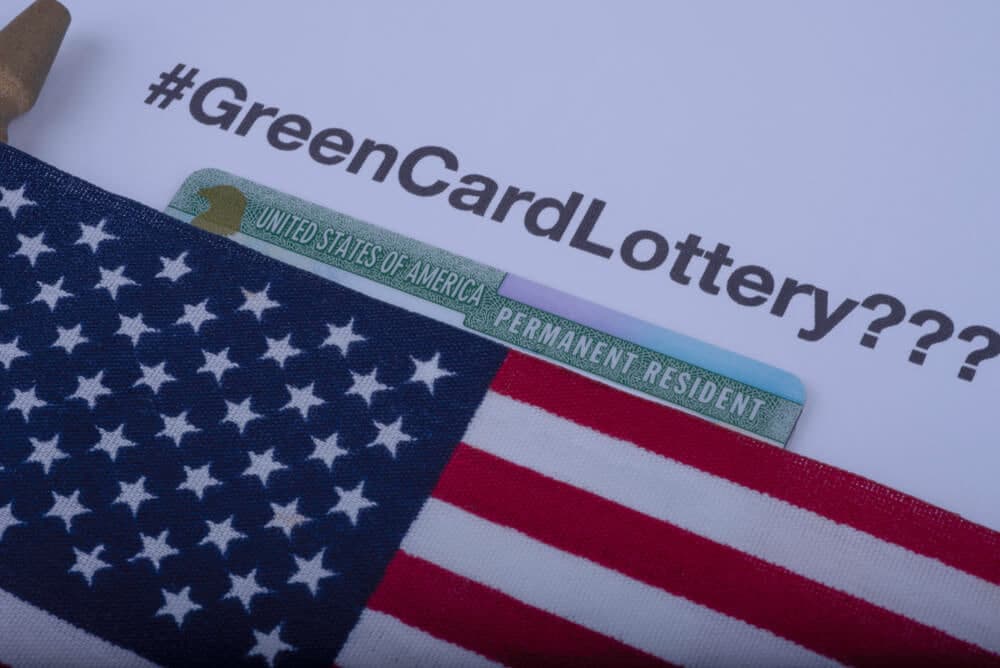 AQSh elchixonasi Green Card ishtirokchilariga 10 ta maslahat berdi