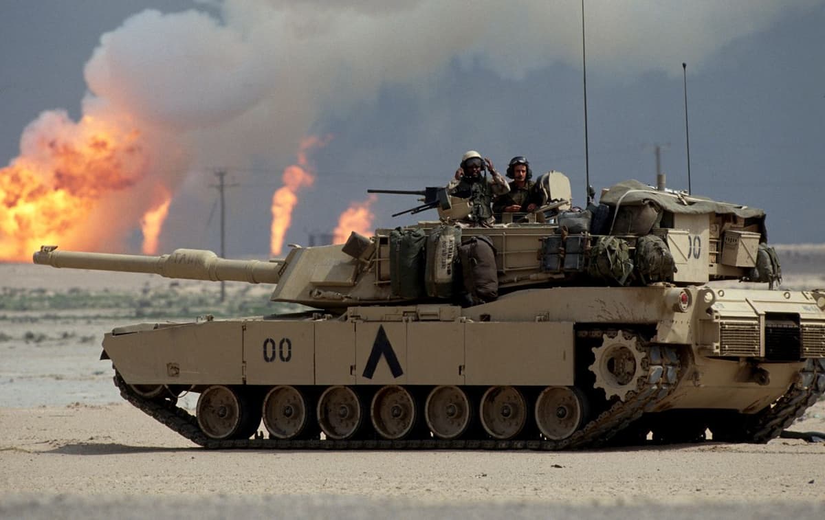 АҚШ Украинага Abrams танкларининг замонавий версиясини беради