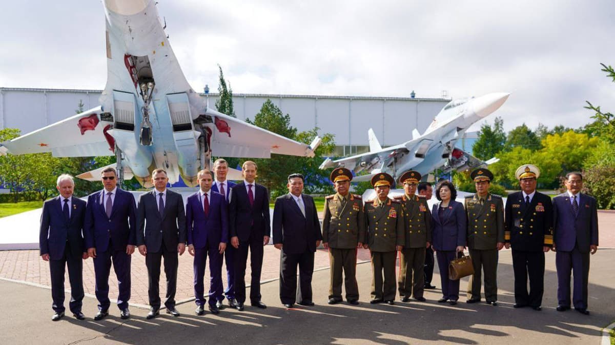 Kim Chen In Komsomolsk-Amurdagi aviatsiya zavodiga tashrif buyurdi