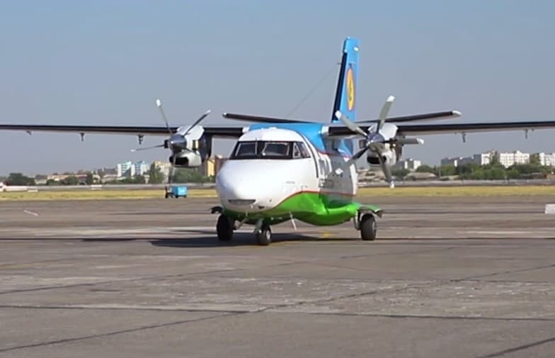 L-410 самолёти Тошкент ва Самарқанд ўртасида қатнайди 