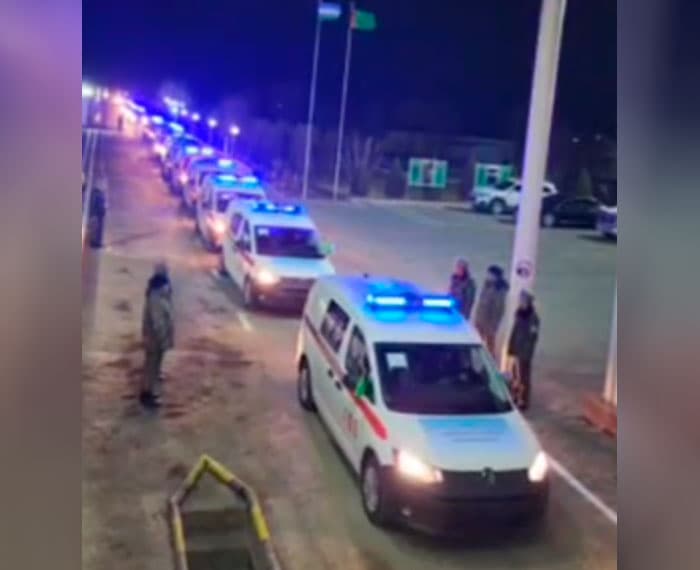 O‘zbekiston Turkmanistonga zamonaviy tez yordam mashinalarini jo‘natdi