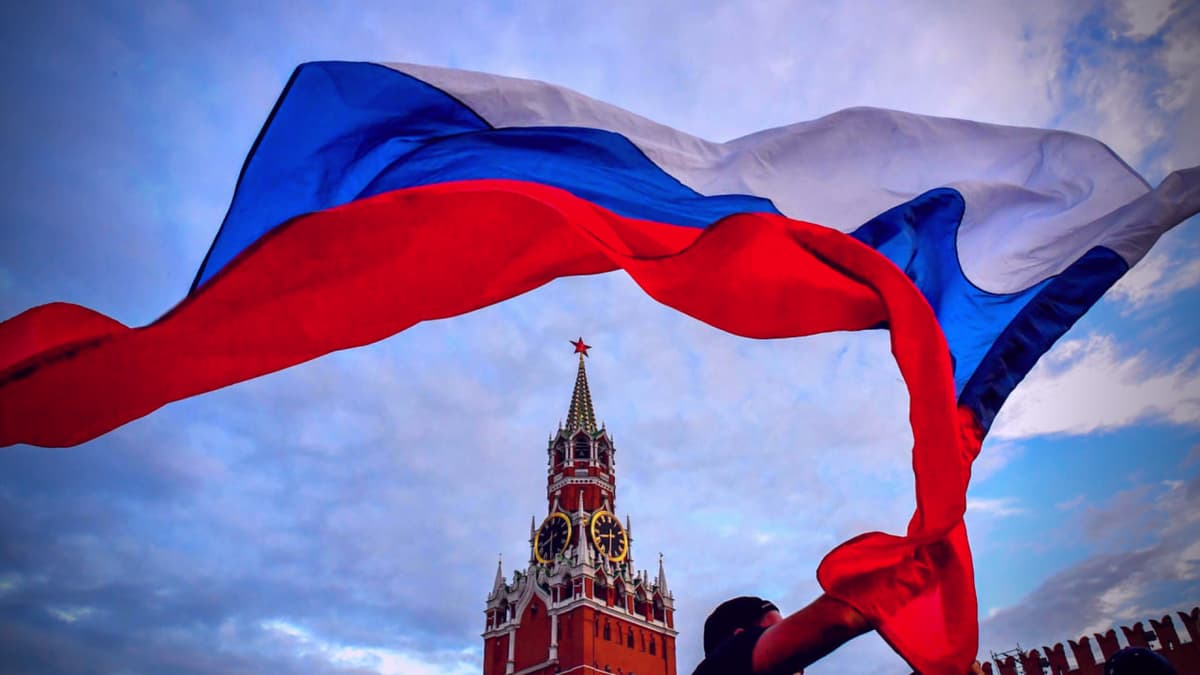 Халқаро фаоллар россиялик олигархларга қарши санкцияларни сақлаб қолишга чақирди