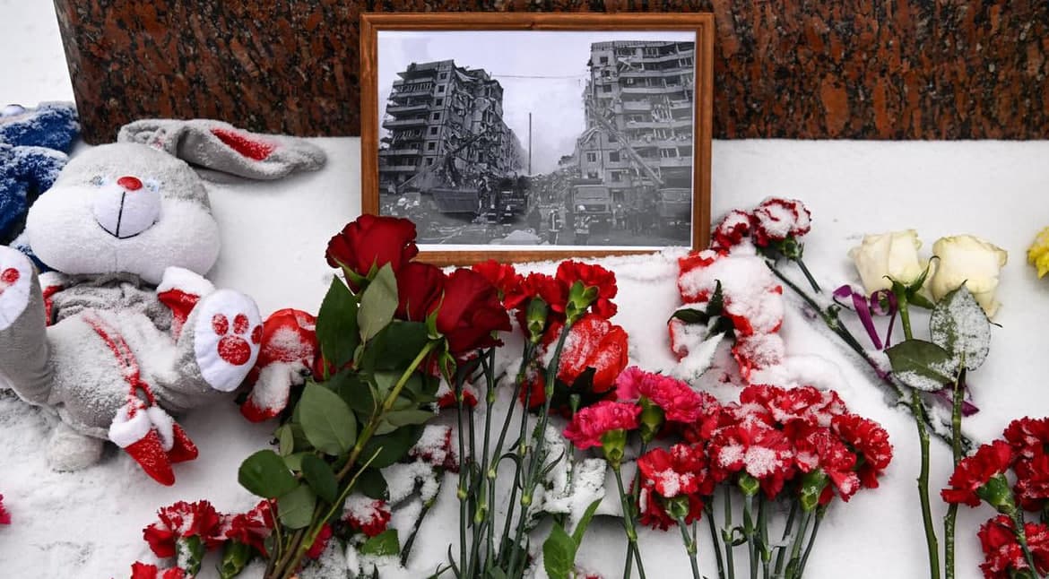Rossiya şaharlarida uruşga qarşi aksiyalar bölib ötdi