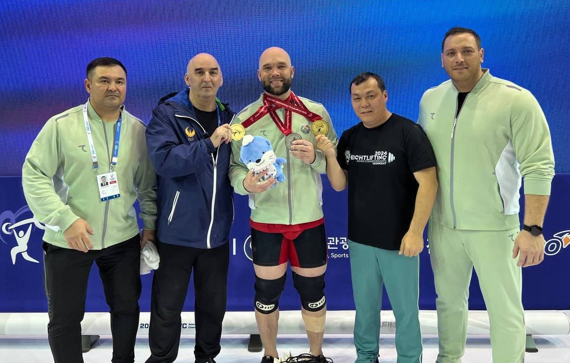 Uzbek athlete Ruslan Nurudinov becomes Asian weightlifting champion
