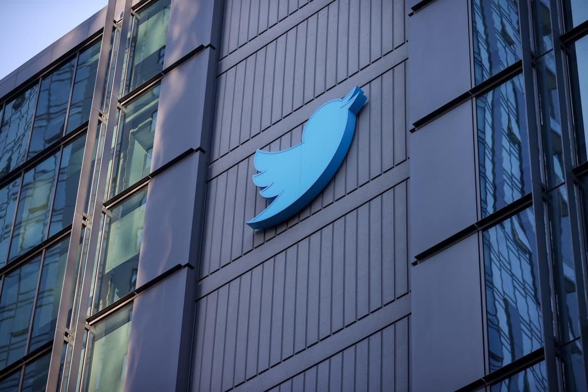 Twitter kompaniyasida xodimlarni yoppasiga işdan böşatiş boşlanyapti