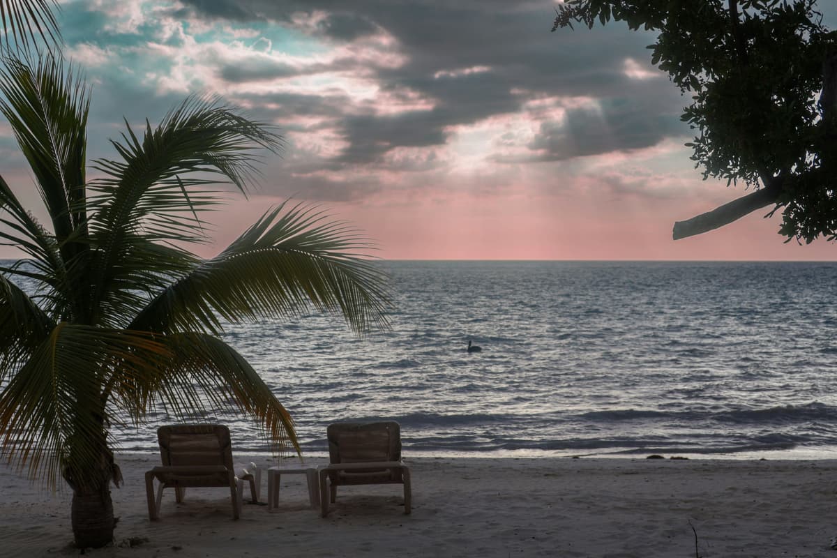 Which vacation dates to choose in 2026 to avoid losing money