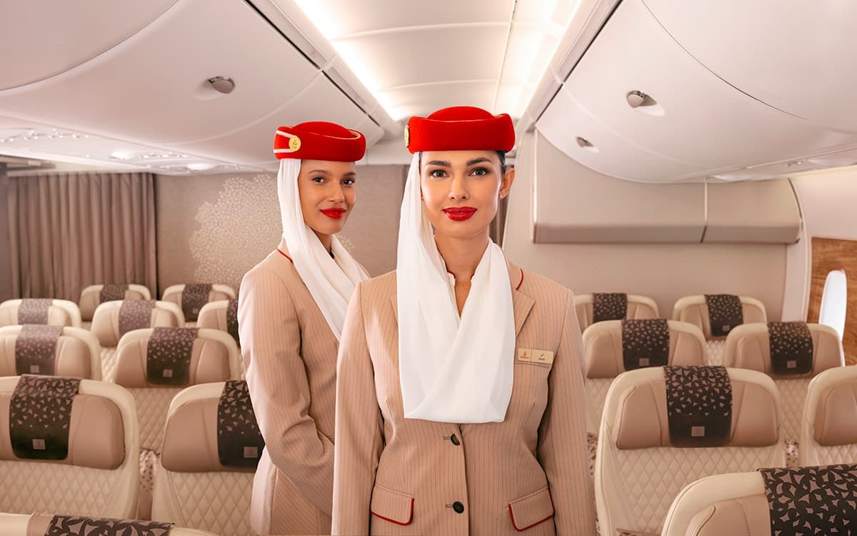 How to become an Emirates cabin crew member?