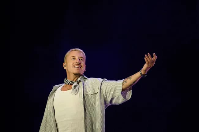 Рэпер Macklemore Фаластинни қўллагани учун Эд Шираннинг гастролидан четлаштирилди