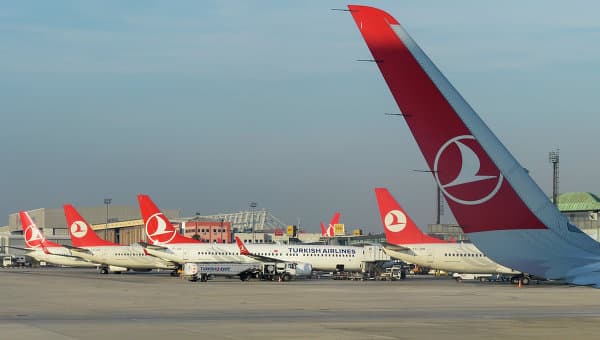 Turkiyada harbiy isyonga qarshi turgan tumanlar nomi samolyotlarga qo‘yilmoqda