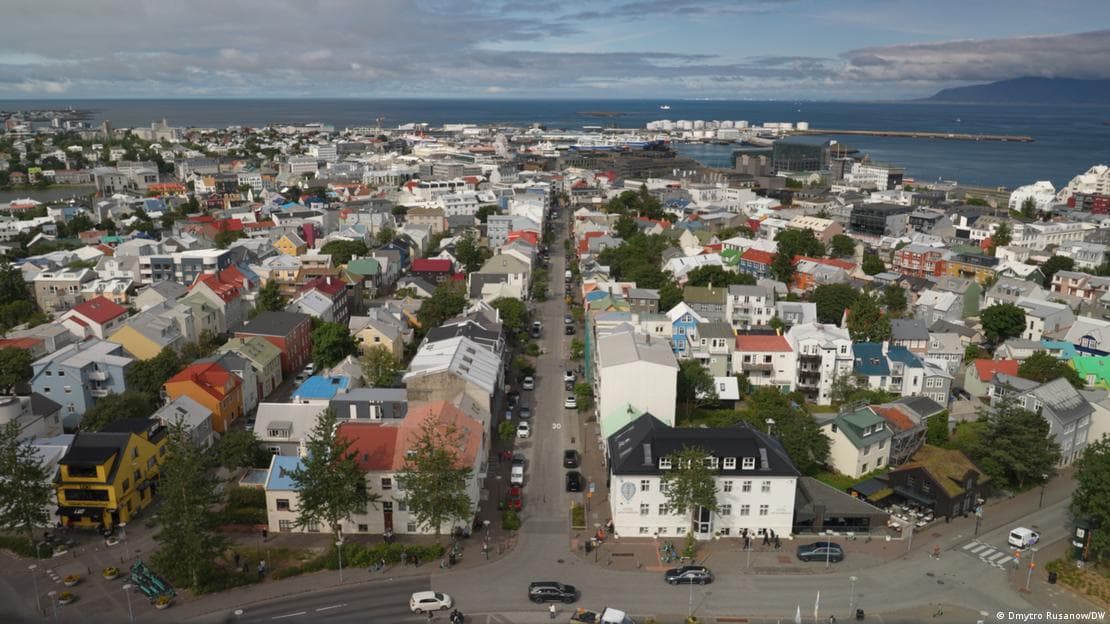 Yevropa Ittifoqi masalasi Islandiya jamiyatini ikkiga boʻldi