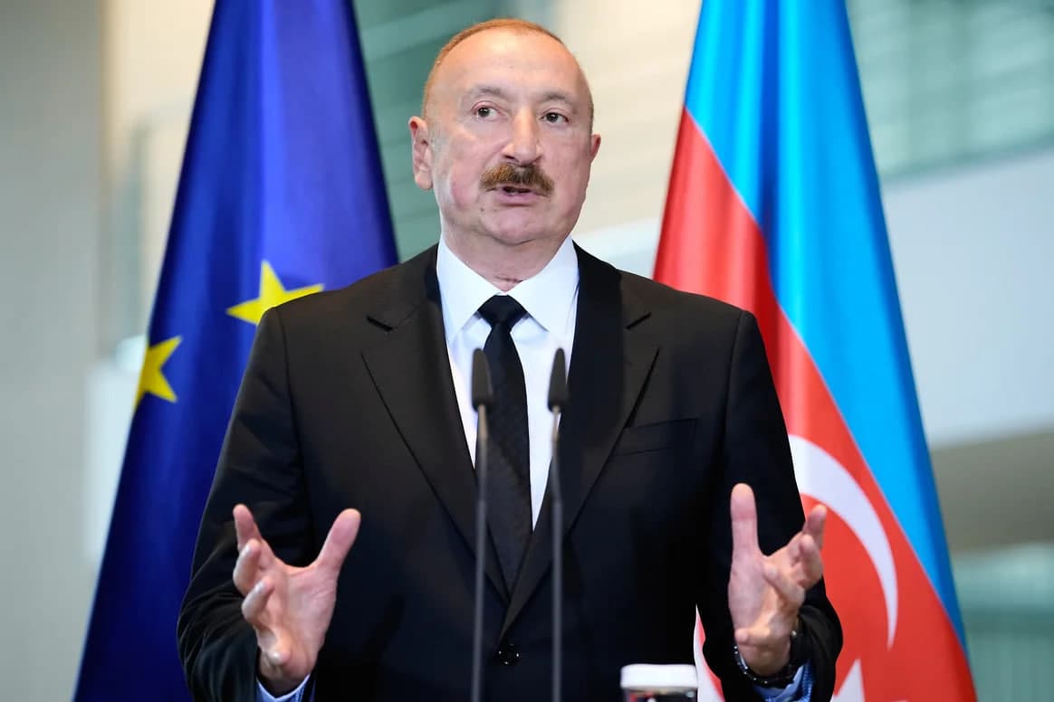 Алиев Россия ва Германия Бокуда махфий музокаралар ўтказганини айтди