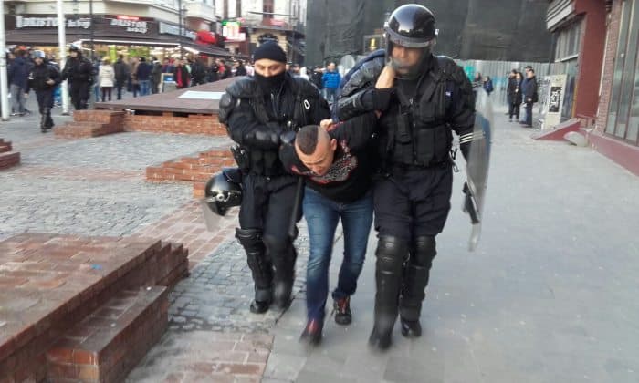 Polshalik fanatlar Buxarestda ko‘cha janglariga kirishdi