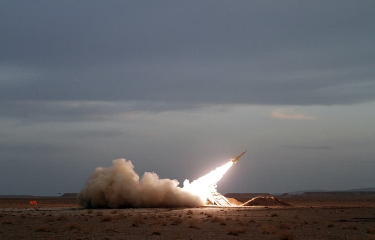 Eron Suriyadagi jangarilar bazasiga raketalar bilan zarba berdi