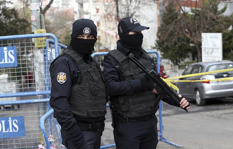 Turkiyada 100 dan ortiq harbiyni hibsga olish uchun order berildi