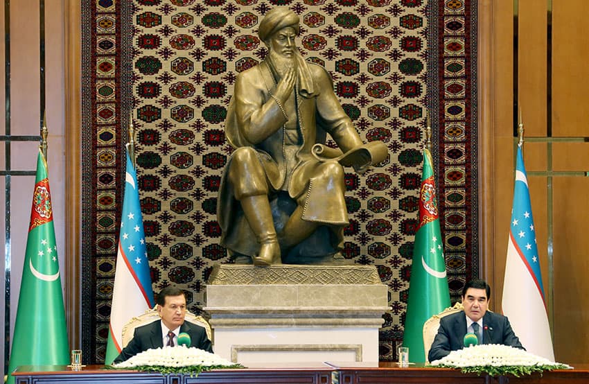 Sh.Mirziyoyev: O‘zbekiston-Turkmaniston transport aloqalari geostrategik ahamiyatga ega
