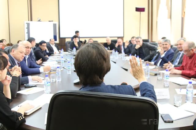 Tadbirkorlikka g‘ov bo‘layotgan muammolar: konvertatsiya, naqd pul muammosi...
