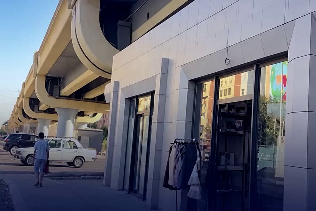 Sergelida tadbirkorlar elektrsiz qoldi. HET buni quruvchi ishlarni oxirigacha yetkazmagani bilan izohlayapti