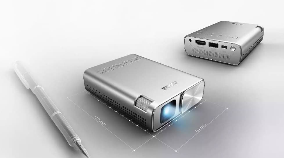 Ajoyib avtonomiyaga ega ASUS ZenBeam E1 ko‘chma proyektori