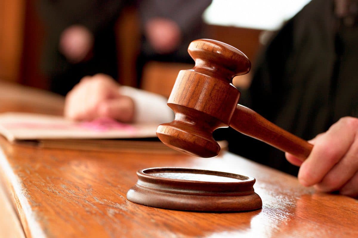 Court sentences fraud ring that claimed ties to president's family