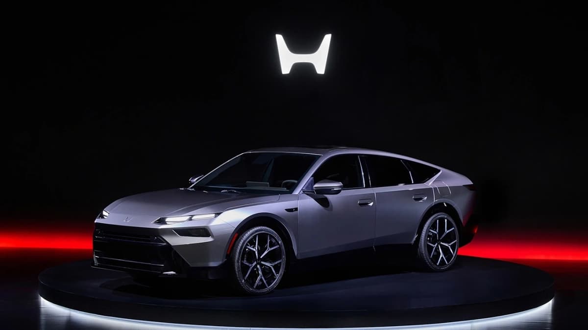 Honda Accord yangi avlodi kross-universalga aylanadi