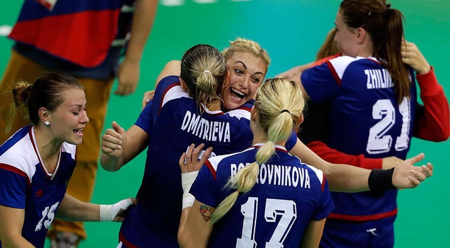 Rossiyalik ayol gandbolchilar birinchi marotaba Olimpiadani yutishdi