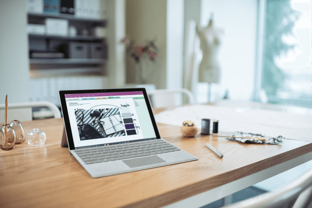 Microsoft endi qoplamali noutbuklarni ishlab chiqaradi