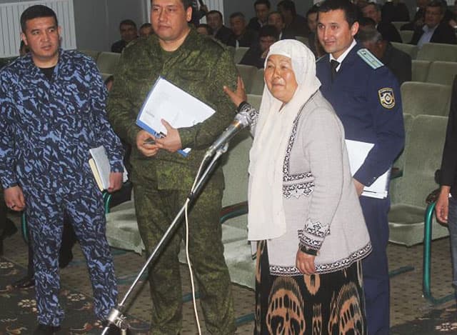 Prezidentning davlat maslahatchisi Namangan viloyatida sayyor qabul o‘tkazdi