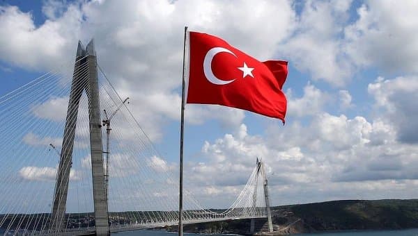 Turkiya Niderlandiyaga qarshi sanksiyalar qo‘llaydi