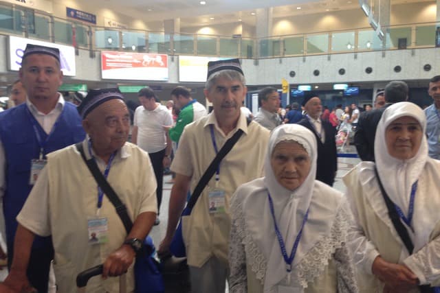 O‘zbekistonlik ziyoratchilarning dastlabki guruhlari haj safariga jo‘nab ketdi