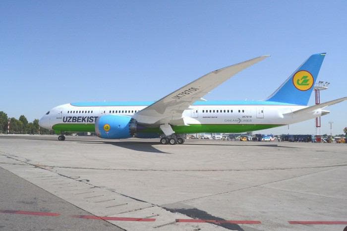 Ilk Boeing-787 Dreamliner samolyoti “Toshkent” aeroportiga qo‘ndi