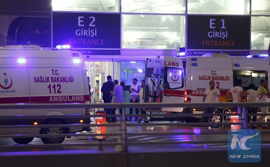 Internetda Istanbul aeroportidagi portlash videotasvirlari: 10 kishi nobud bo‘lgan, 60 kishi yaralangan